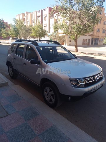 داستر للبيع