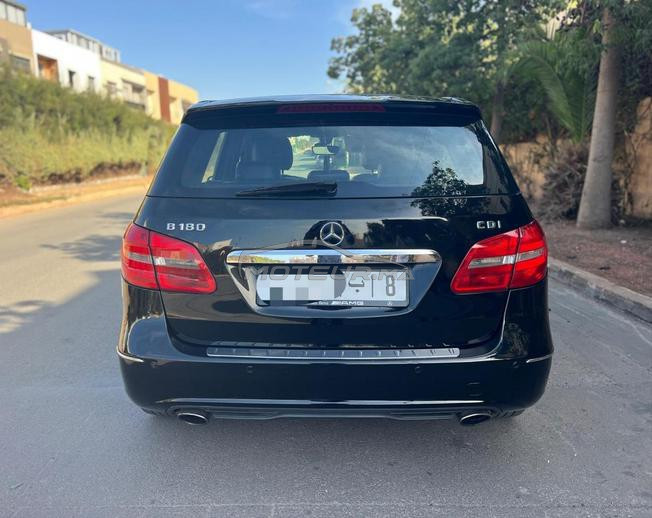mercedes class B180 pack amg 2013