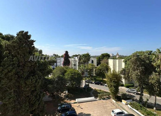 À LOUER –170 m² lumineux et spacieux à Aviation