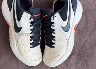 NIKE AIR ZOOM ORIGINAL 💯✅ 42