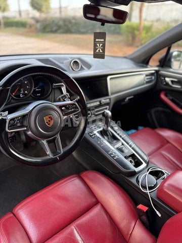 بورش ماكان 2021