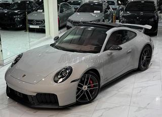 بورش 911 كاريرا 4 GTS