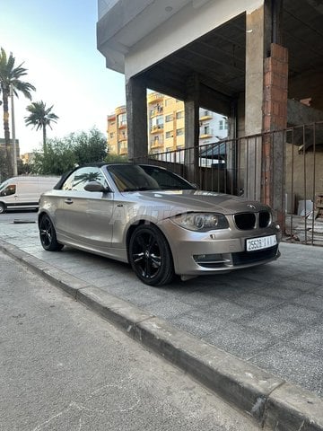 BMW الفئة الأولى (E88)