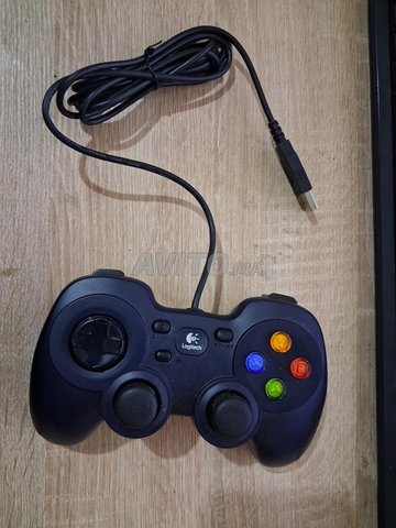 Logitech F310 Manette de Jeu Filaire