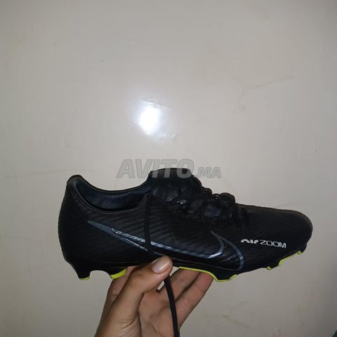 Chaussures de sport originales à vendre godas nbi3
