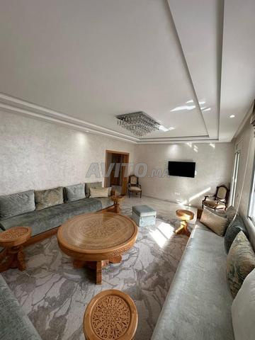 شقة متجاورة 3 غرف صغيرة مساحتها 150 متر مربع للبيع في السلطان.