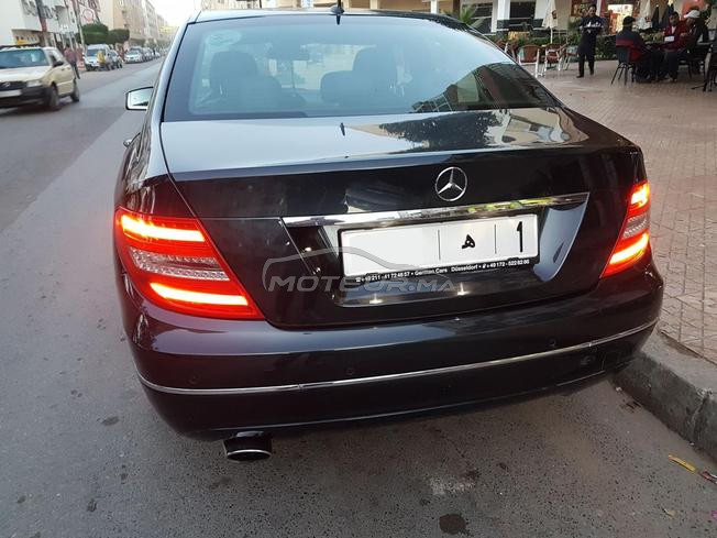Mercedes-Benz 220 Diesel Automatique 2012 à Salé