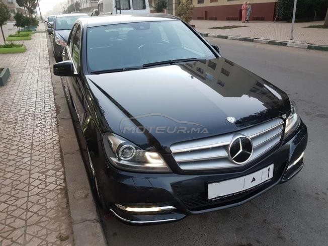 Mercedes-Benz 220 Diesel Automatique 2012 à Salé