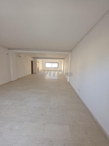 طابق جديد للإيجار