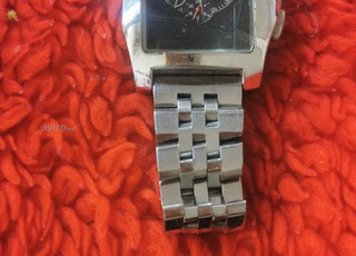 ساعة بريتلينغ