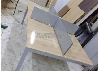 مكتب بجودة جيدة c