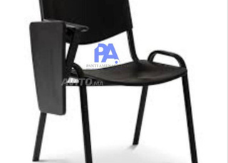 Chaise avec écritoire