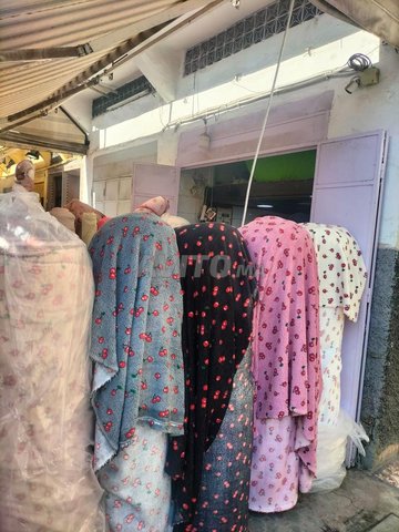 شقة للبيع 80 متر مربع مع محلين