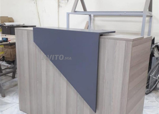 Bureau de travail en bois au design unique COMPTOIR EN BOIS