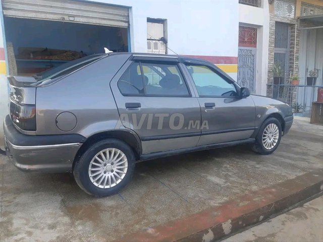 رونو 19 بحالة ممتازة، موتور جيد وثمن مناسب