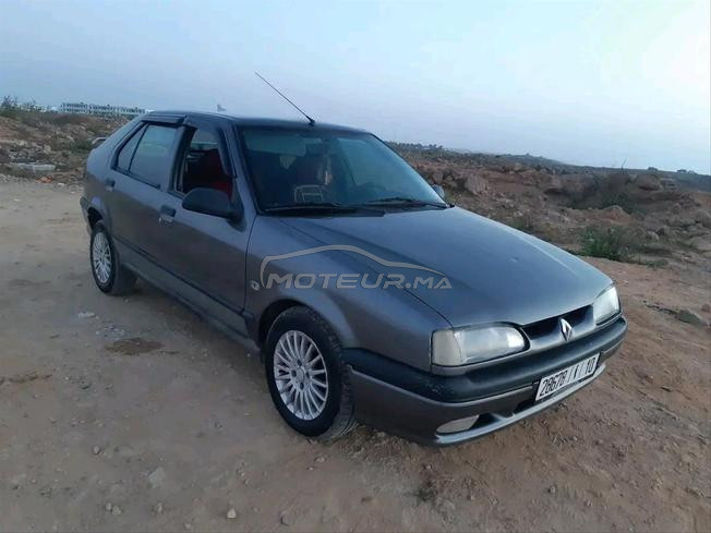 Renault 19  بحالة ممتازة،موتور زوين  وثمن مناسب