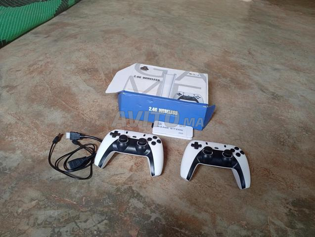 Game stick pro 4k presque neuf, bon état et propre - 2