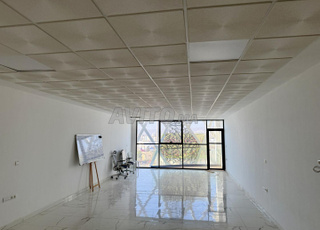 Bureau à Louer 67m² en Face Tribunal Haut Founty