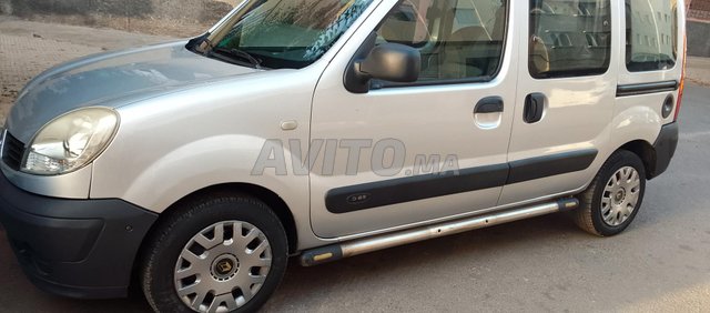 kangoo d65 2010 très Bon Etat