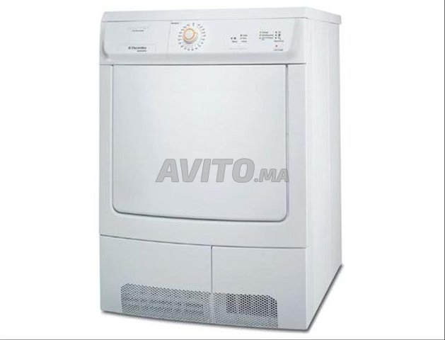 نشافة ملابس ELECTROLUX