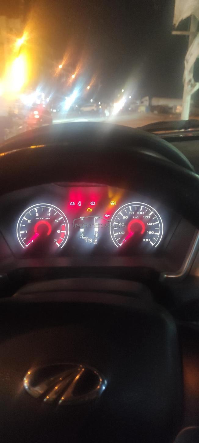 mahindra kuv 100