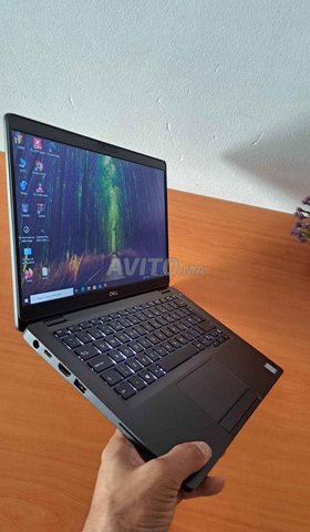 كمبيوتر محمول ديل i3 الجيل السابع 128SSD 8RAM جهاز نظيف جدا