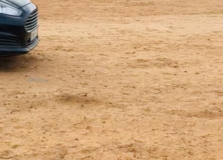 Hectare et sept Khaddama, titrée complète à 53 millions, Aïn Johra