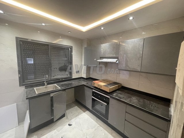 شقة 90 متر مربع 3 غرف في القنيطرة المعمورة