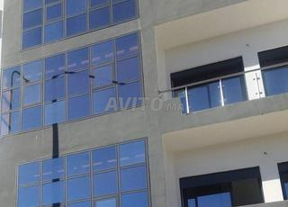 بلاطو مهني للكراء قرب مرجان