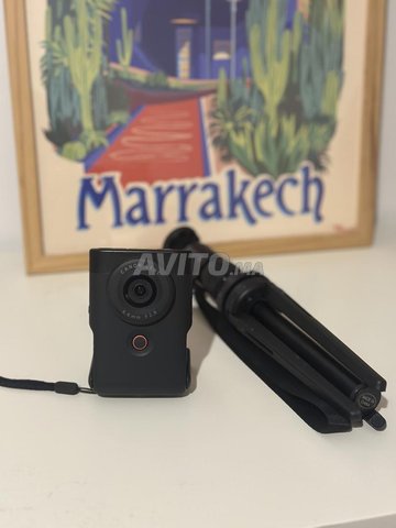 كاميرا مدونات فيديو - Canon Powershot V10