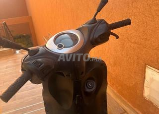 دراجة نارية Neo's