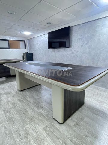 طاولة اجتماع 240 سم