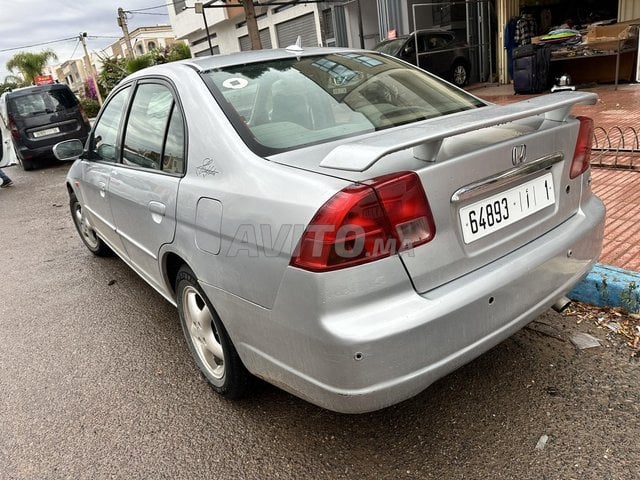 هوندا سيفيك إيسانس أوتوماتيكية