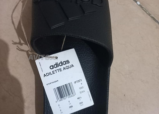 صندل ADIDAS للبيع