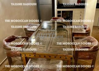 Table sculptée à la main sur mesure, livraison dans toutes les villes