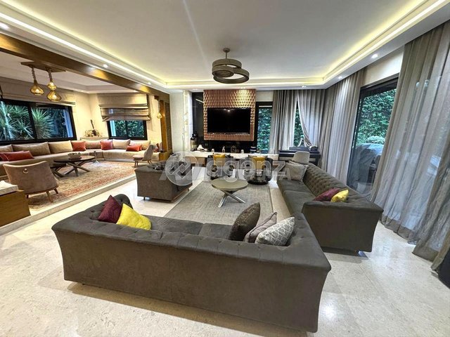 CMN-ME-1641 - فيلا للبيع في مرس السلطان