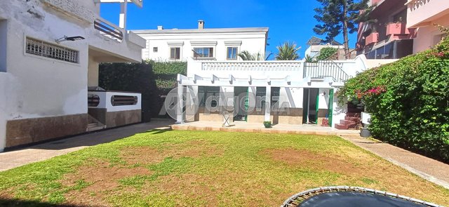 CMN-HA-1757 - Villa à vendre à Longchamps