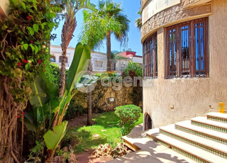 CMN-AC-1944 - Villa à vendre à Sidi Maarouf