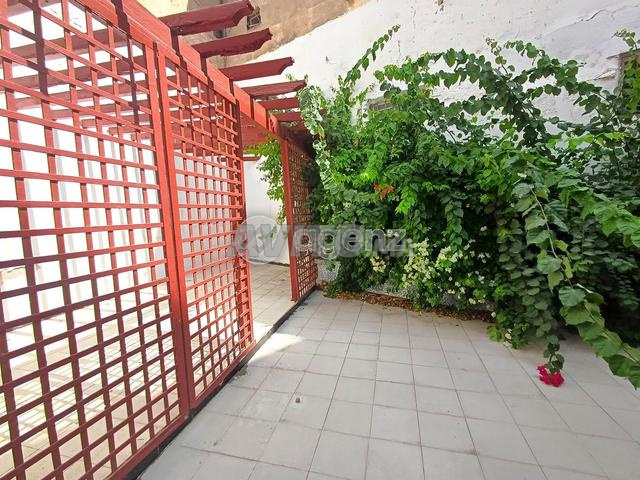 CMN-SI-1642 - فيلا للبيع في مولاي يوسف - 2