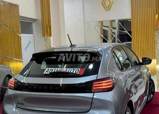 بيجو 208 ديزل مانويل 2024 في وجدة