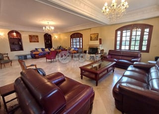 BOU-BO-1014 - Villa à vendre à Bouskoura