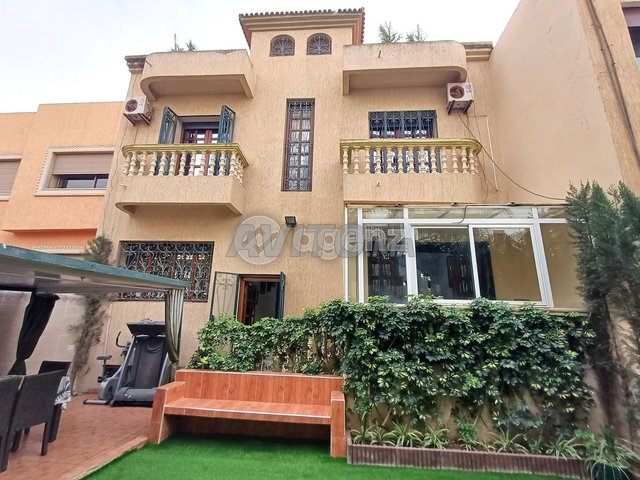 CMN-AC-1854 - Villa à vendre à Sidi Maarouf