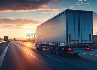 أرض مساحتها 11 هكتارًا للبيع مرخصة لإنشاء حديقة لوجستية