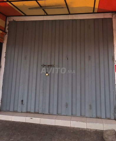 Local commercial à louer, sans intermédiaire immobilier, 32 mètres Beni Yakhlef