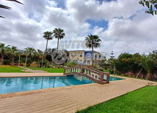 CMN-AC-1915 - Villa à vendre à Sidi Maarouf