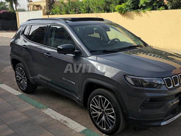 جيب كومباس هايبرد