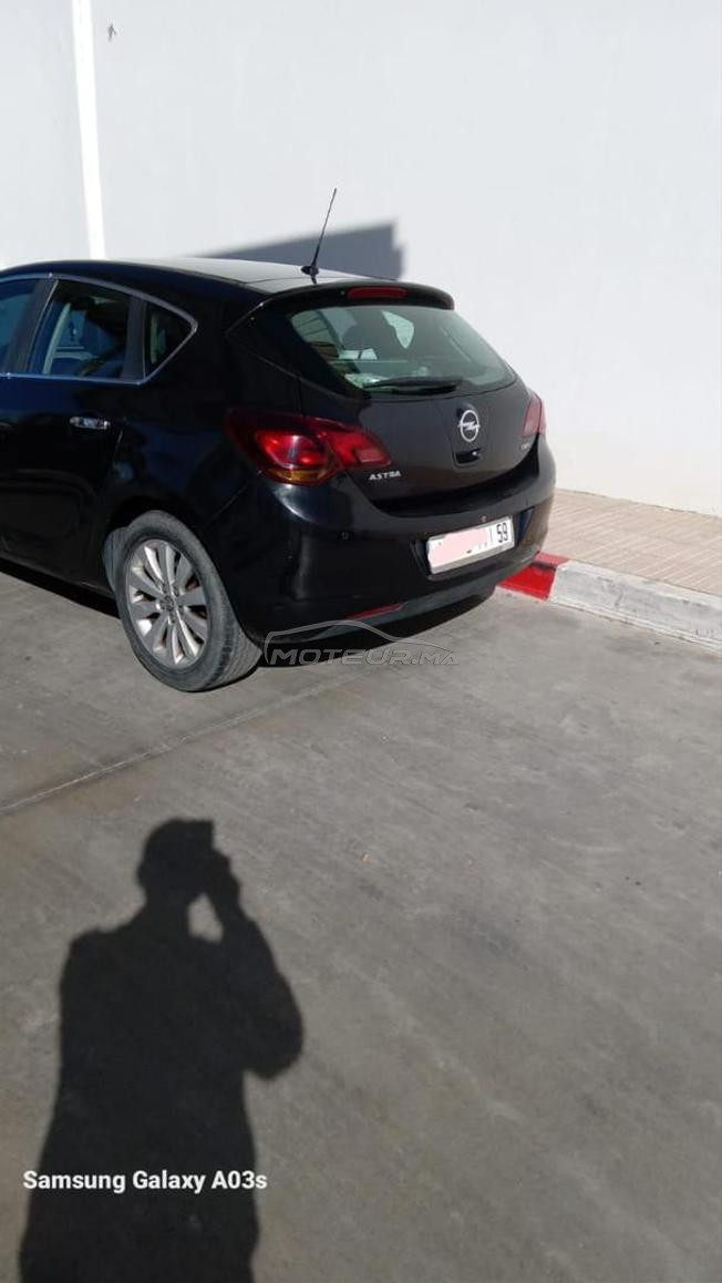 opel atsra 2012 en bon état