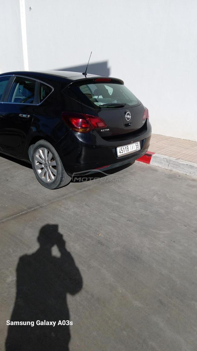 opel atsra 2012 en bon état