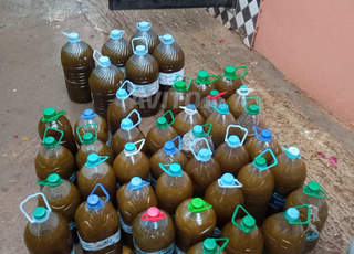 زيت زيتون طبيعي