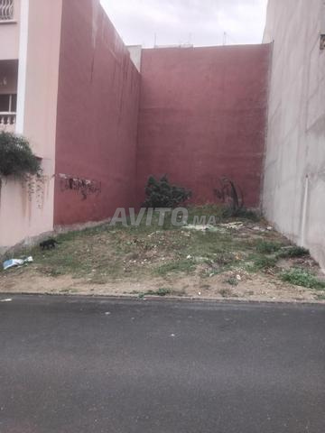 قطعتين أرضيتين للبيع بمساحة 127 و 156 البرانص 2